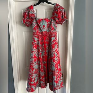 Alice and Olivia Dress size 4 NWT